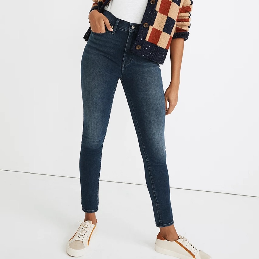 MADEWELL 9" Mid-Rise Skinny Jeans in Millis Wash (size 24)